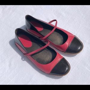 Women’s shoes